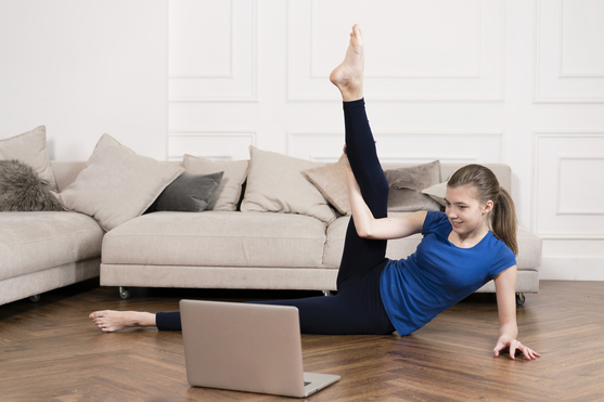 Quiet Home Workout Routine For Beginners: No-Jump, Neighbor-Friendly Exercises